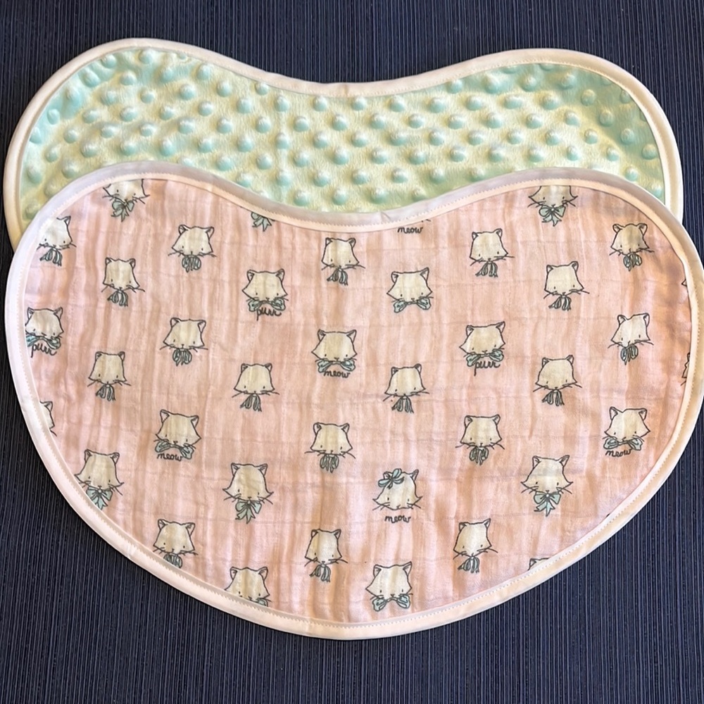 Kitties small baby burp cloth